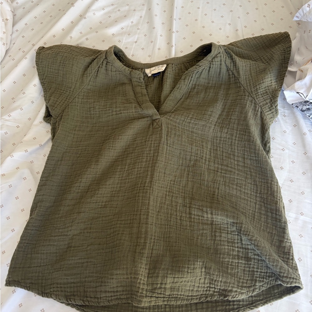 Universal Thread Sage Green 100% cotton Blouse